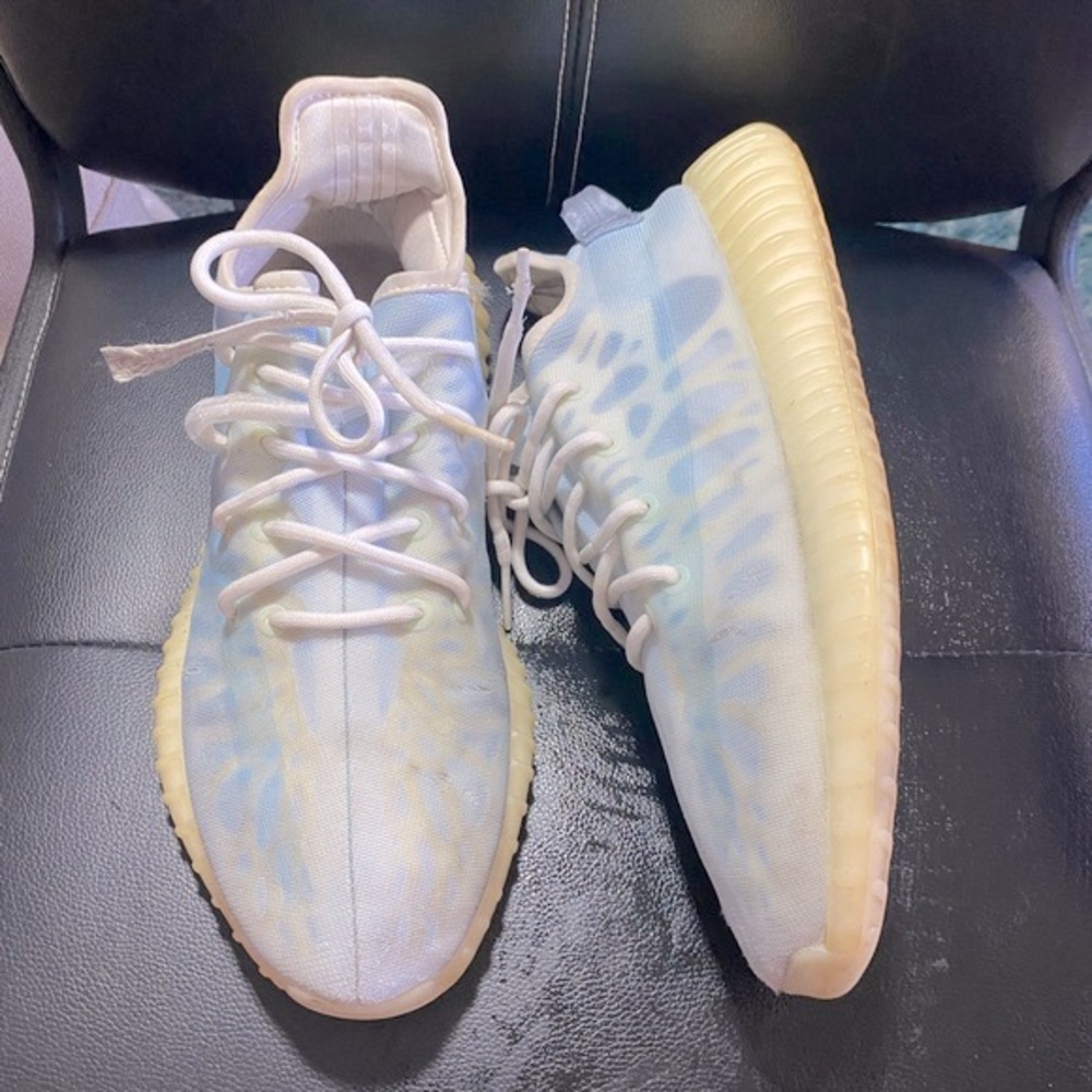 Adidas Yeezy Boost 350 V2 Mono Ice Sneakers Size 11